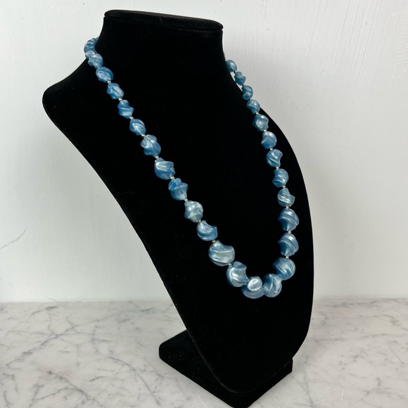 Vintage Plastic Blue and Silver Toned Beaded Necklace - Picture 3 of 15
